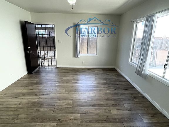 5th image of 13911 Prairie Ave APT B