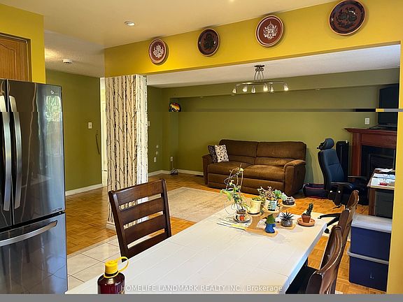4th image of 24 Gwilliam Ln