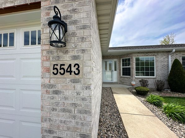 5543 Maggie Mae Ct, Crown Point, IN 46307