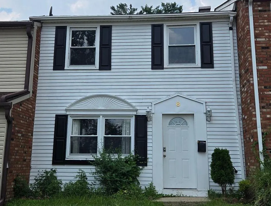 8 Radford Pl