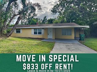 5541 24th St, Zephyrhills, FL 33542