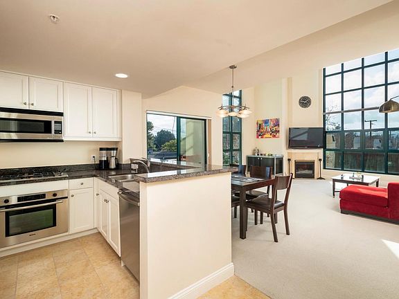 2nd image of 225 9th Ave APT 307