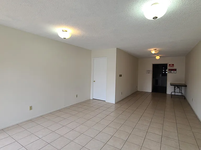 Baltimore Apartments — Photo 5