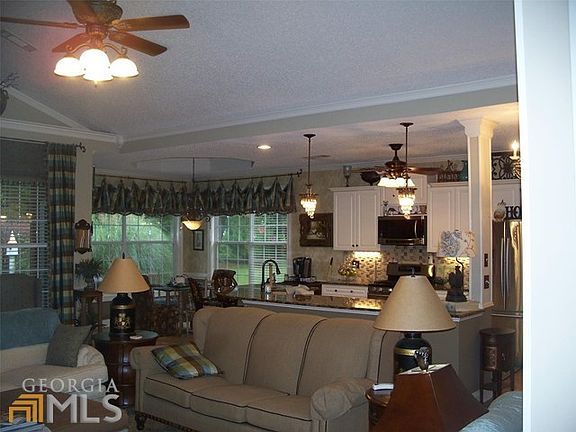 5th image of 2131 Green Way Cir SE