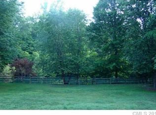 6105 Lewis Rd, Gastonia, NC 28052