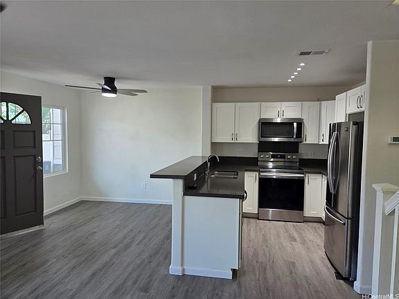 3rd image of 91-1031 Kaimalie St APT 4L5