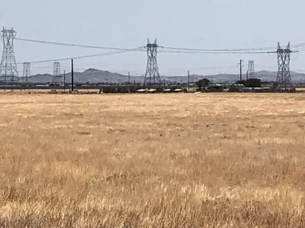 N Of Ave #J, Lancaster, CA 93536