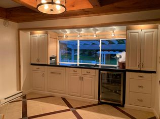 90 Dunderberg Rd, Putnam Valley, NY 10579