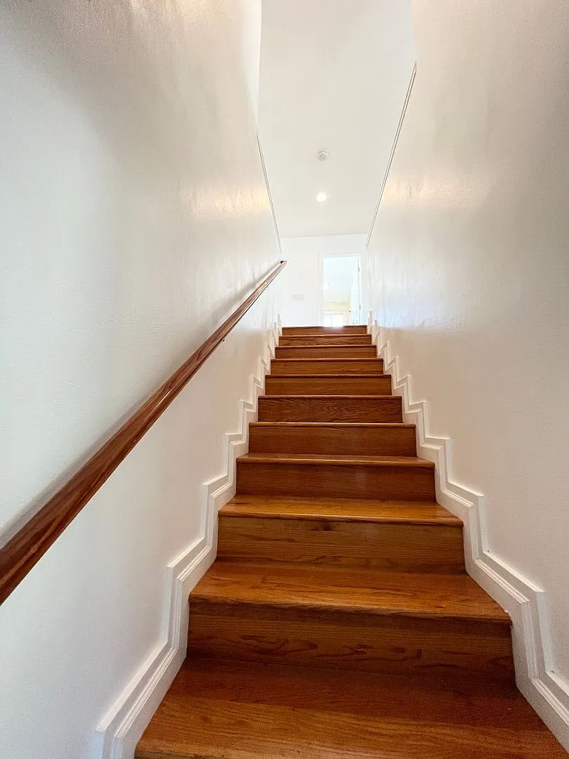 2323 Rose St. — Photo 3