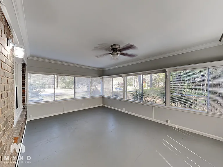 1290 Maple St SE — Photo 17
