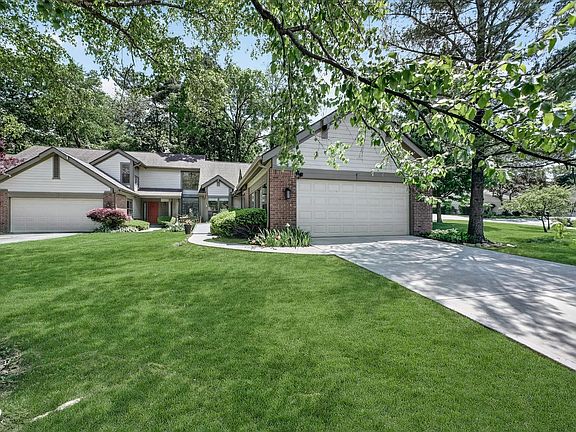 2nd image of 4937 Windridge Dr #8