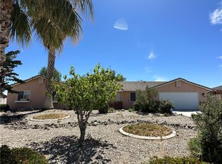 10735 Redlands Ave, Hesperia, CA 92345