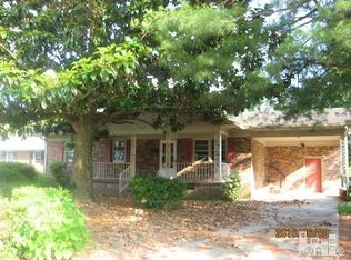 533 Edgar St, Clinton, NC 28328