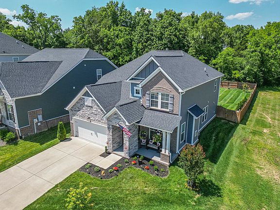 2nd image of 563 Montrose Dr