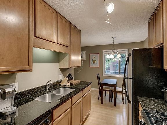 3rd image of 3540 Hennepin Ave APT 218