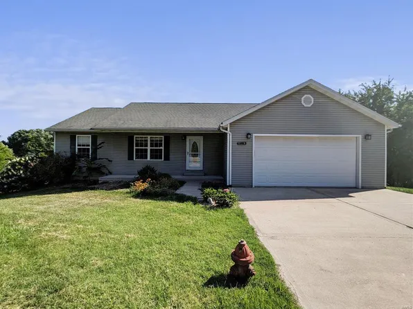 17604 Monaco Dr, Brighton, IL 62012