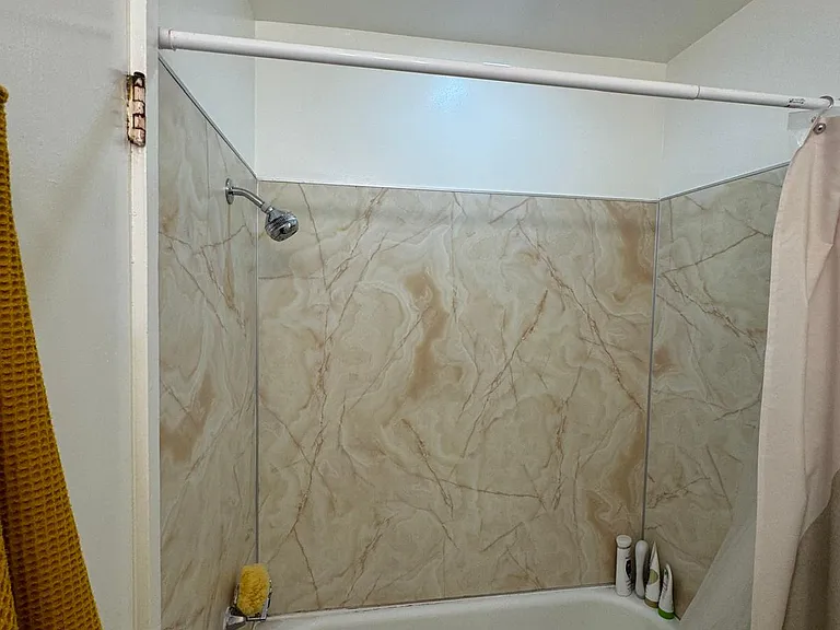 1611 McGee Ave #1 — Photo 5