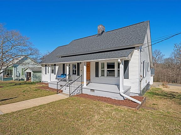 2nd image of 6 Fuller St