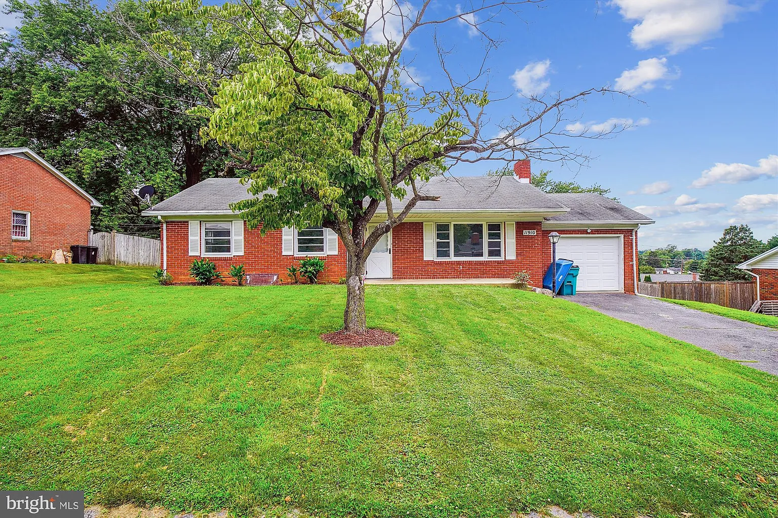 11910 Haven Hill Dr photo 1