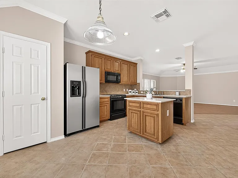 1646 Martin Lake Dr — Photo 23