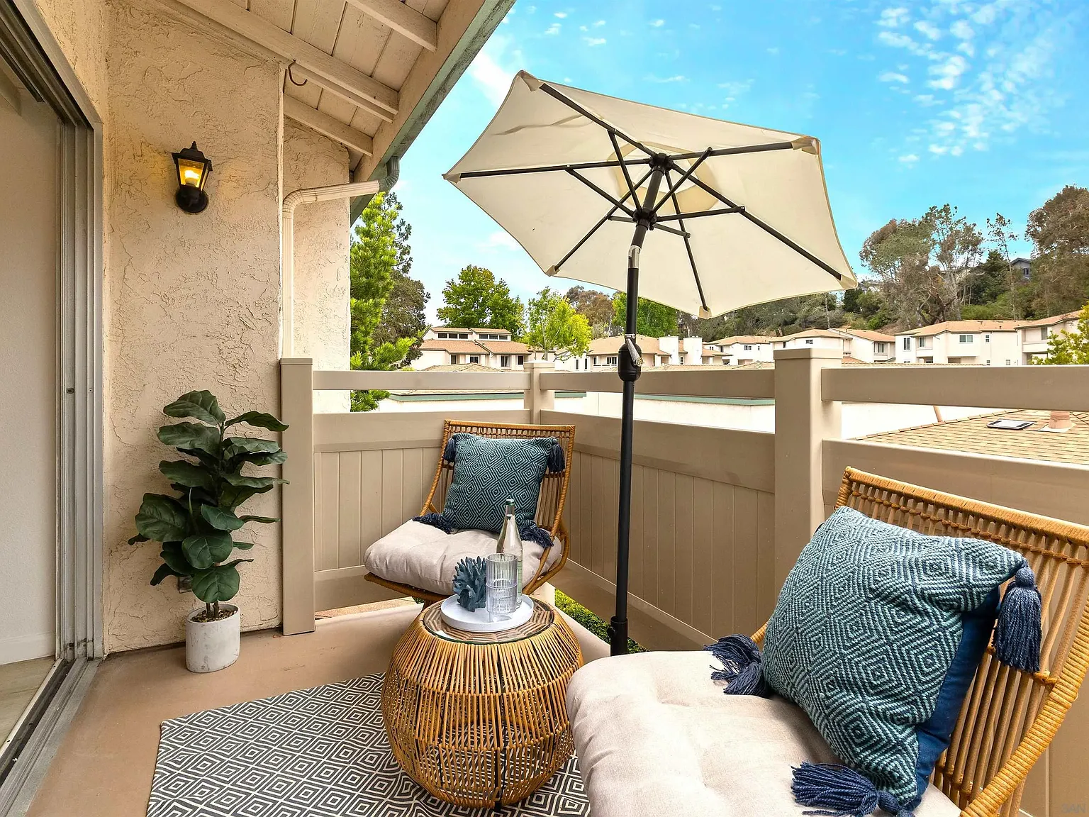 La Jolla Terrace — Photo 3