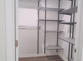 1010 North Spaulding Avenue, 1 Bedroom, 1 Bathroom
