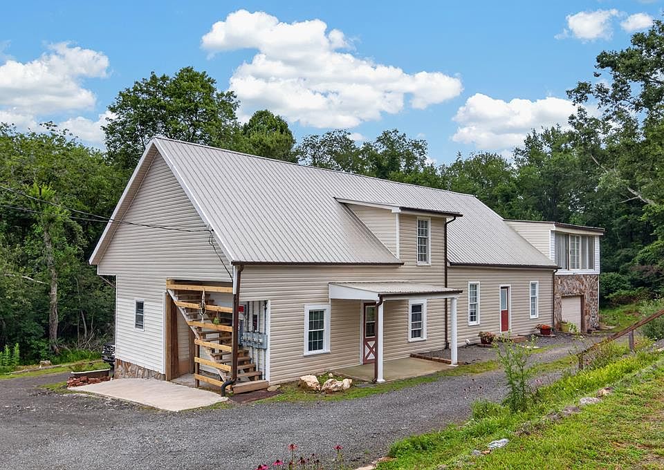 1st image of 1245 Poplar Knob Rd