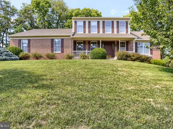 20 Oak Hill Dr, Etters, PA 17319