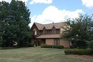 1st image of 10205 Fairfax Dr NW