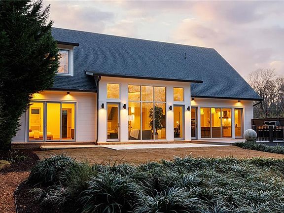 2nd image of 1138 Beech Haven Rd