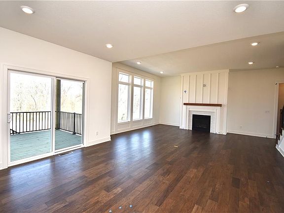5th image of 8356 NE 77th Ter