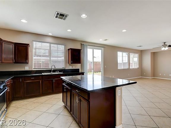 3rd image of 6612 Macdoogle St