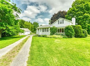 1993 Bailey Rd, Ontario, NY 14519