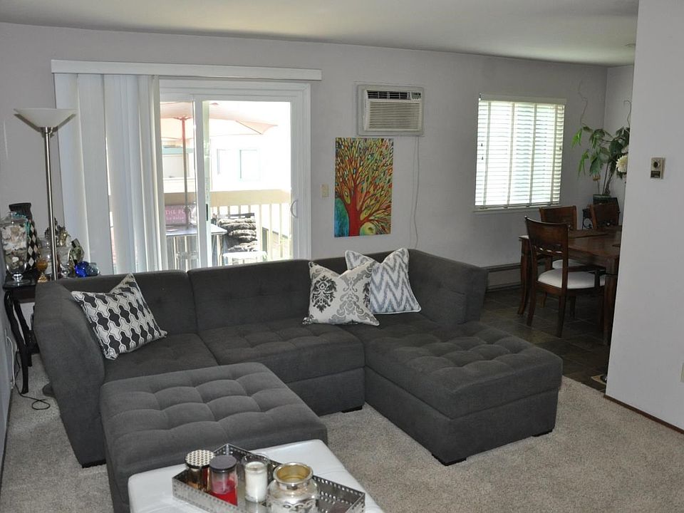 1st image of 376 Union Ave APT A