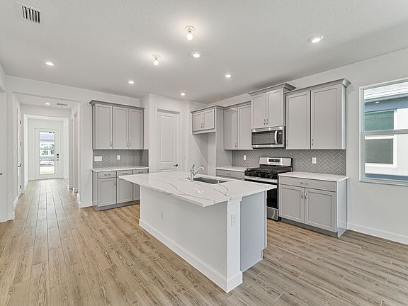 4th image of 13557 SW Bally Drive