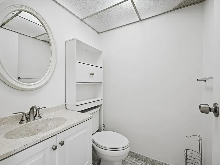 451 Monaco Park #J — Photo 12