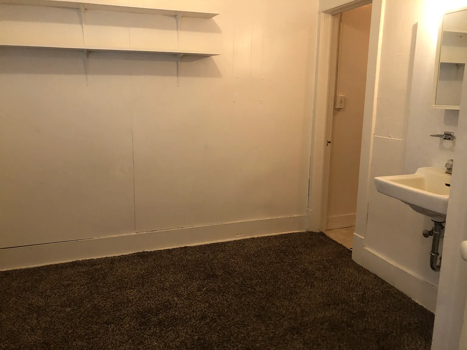 1 bed, 550 sqft, $650 — Photo 4