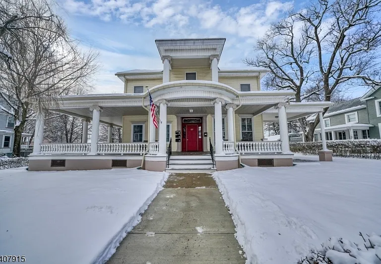 137 Belvidere Ave — Photo 1