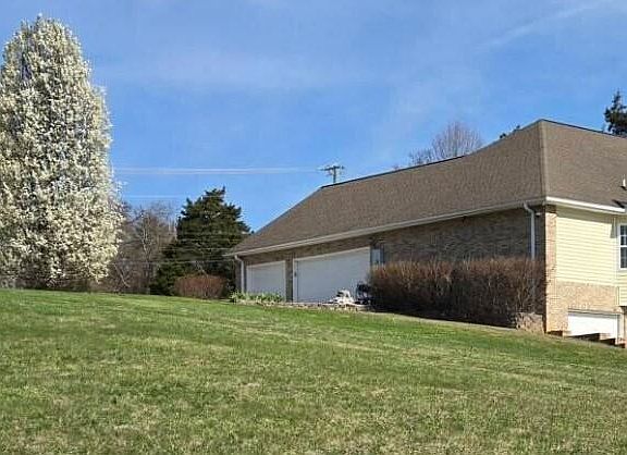 4th image of 6742 Ridgeview Rd