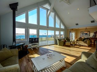 43 Nautilus Dr, Hampton Bays, NY 11946