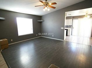 8260 Cimarron Ridge Dr, Las Vegas, NV 89128