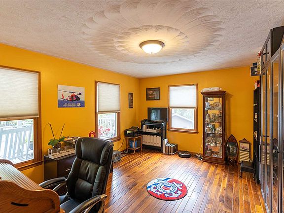 5th image of 174 Hartman Ct