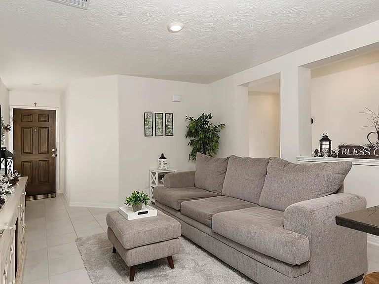 41694 Sorrel Spring Ln — Photo 4