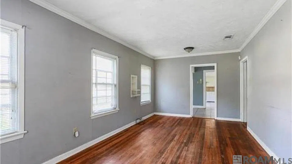 2 bed, 868 sqft, $1,000 — Photo 2