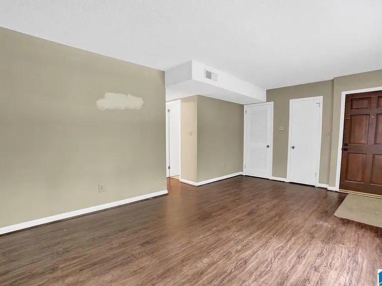 1506 Al Seier Rd — Photo 4