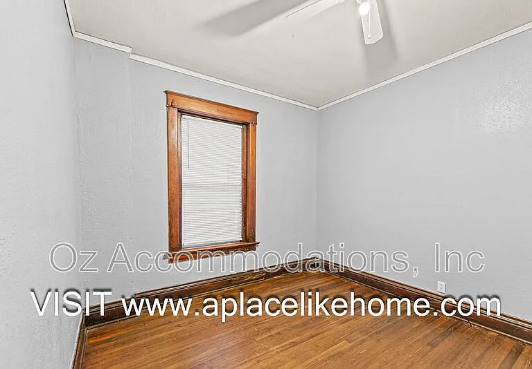 3523 Saint John Ave — Photo 18