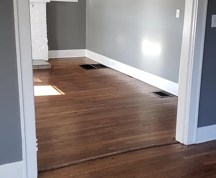 2543 E 5th Ave — Photo 5