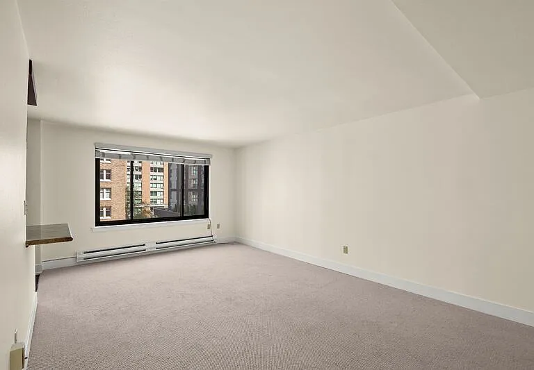 1105 Spring St #712 — Photo 6