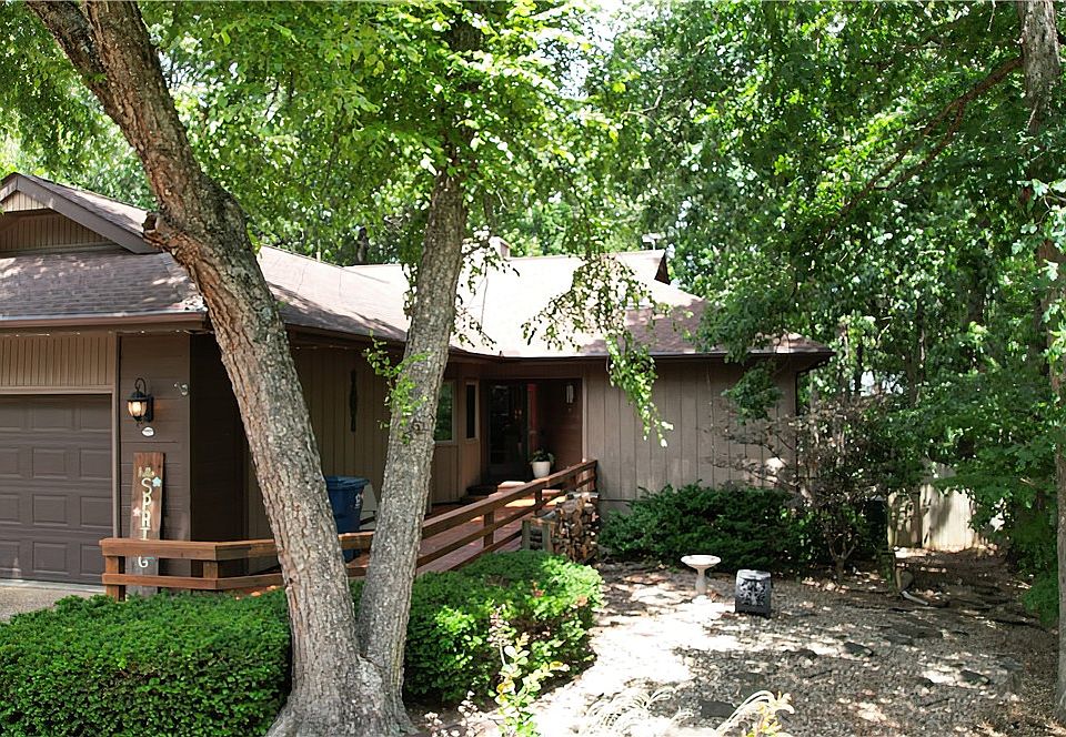 1st image of 3 Dolphin Ln