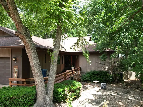 3 Dolphin Ln, Bella Vista, AR 72715